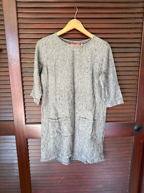 Casual Gray Linen Mini Dress with Front Pockets
